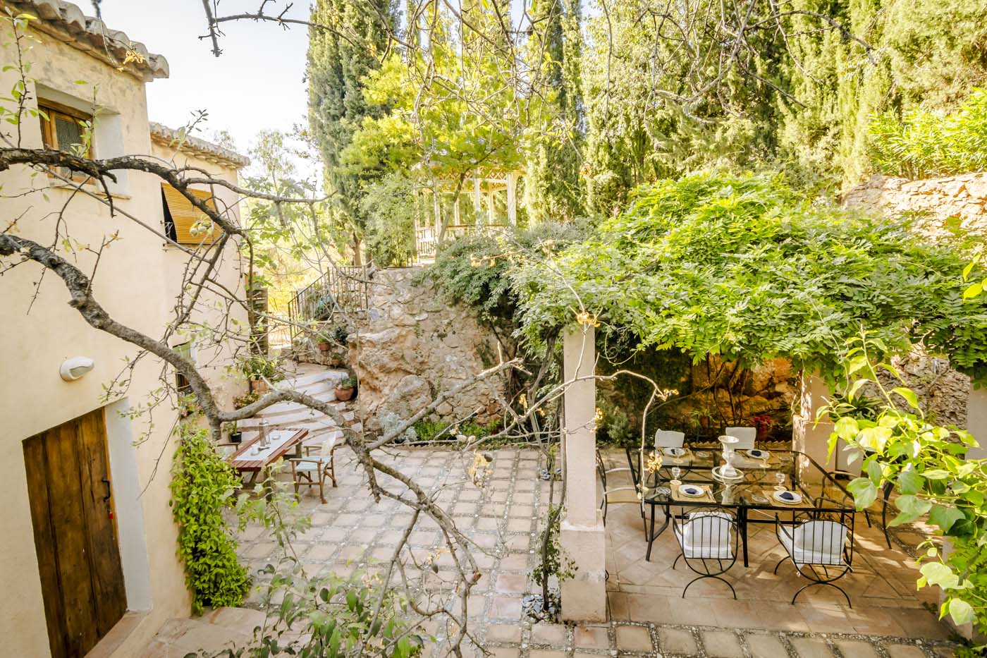 Intimate spaces at the back